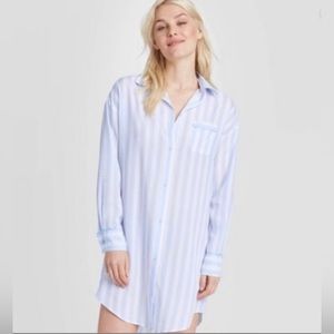 Stars Above Women’s Notch Collar NightGown